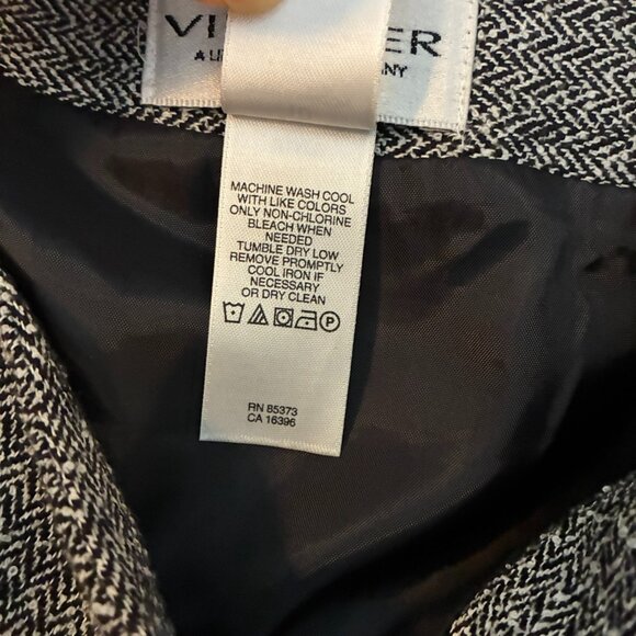 Villager Women’s Size 10 Pencil Skirt Gray Herringbone Knit Career Work - Picture 6 of 6